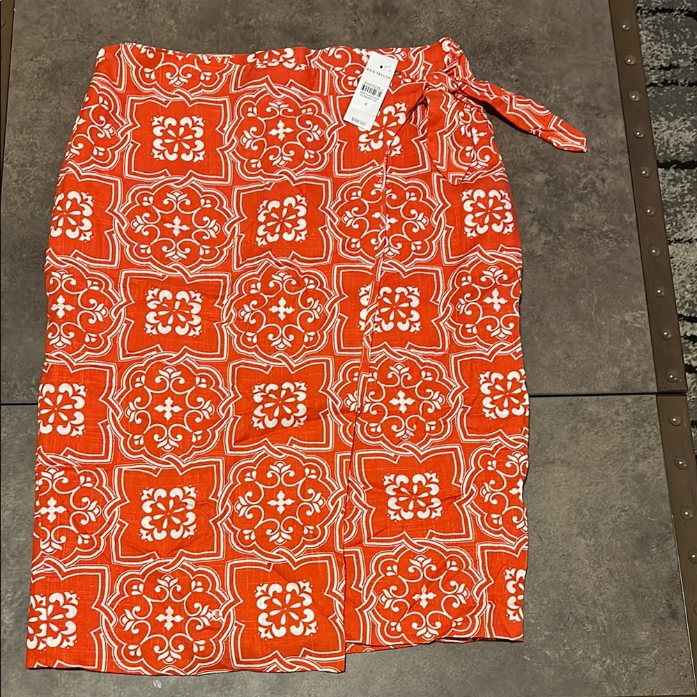 Ann Taylor Orange and White Geometric Sarong